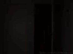 Жена с волосатой пиздой занимается сексом в присутствии мужиков