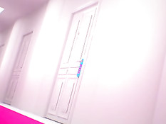 Мужик разбудил молодую россиянку и оттрахал в киску на кровати