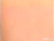 Грудастую блондинку трахают в бритую пизду и заливают спермой