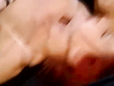 Две девки ласкают привязанную к кровати тёлку, а мужчина смотрит