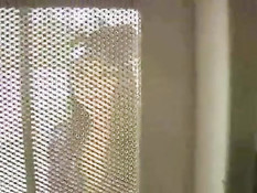 Девушка в полицейской форме Julia Bond отсасывает и ебётся раком