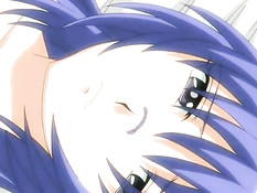 Две хентай девчонки делают минет и трахаются с парнем на кровати