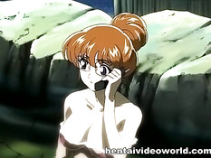 Мужчина оттрахал и залил спермой грудастую хентай девку в очках