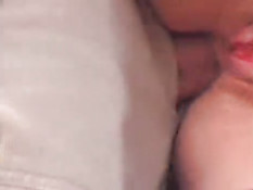 Зрелая французская брюнетка ебётся за городом с двумя фермерами