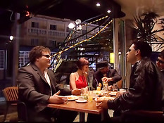 Секси девушка Michelle Wild мастурбирует и ебётся с двумя парнями