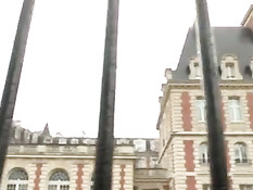 Французская любительница Шарлотта сосёт член и ебётся с парнем