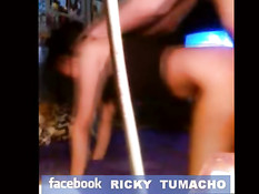 Парень любит ебать свою девушку раком и снимать домашнее порно