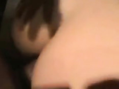 Муж вставляет секс игрушку и член жене в анус и снимает на камеру