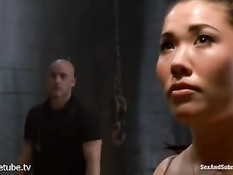 Связанную девушку London Keys выпороли и отодрали в рот и киску
