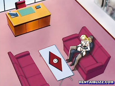 Возбуждённый мужчина в офисе ласкает грудь и киску хентай девке