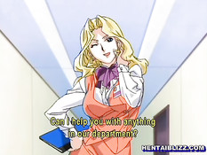 Возбуждённый мужчина в офисе ласкает грудь и киску хентай девке