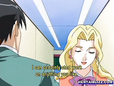 Возбуждённый мужчина в офисе ласкает грудь и киску хентай девке