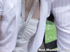 Романтичная блондинка насладилась куннилингусом и сделала минет