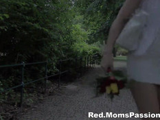 Романтичная блондинка насладилась куннилингусом и сделала минет