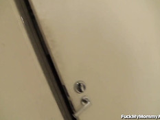 Порно актриса Tara Holiday трахается с парнем и юной Megan Piper