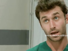 Два доктора связали и жёстко отъебали пациентку с большой грудью