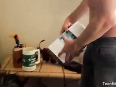 Молодая Zoey Kush отсасывает и лижет пенис опытному любовнику