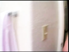 Эти молодые нимфоманки любят трахаться с опытными любовниками