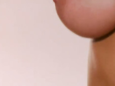 Красивая лесбиянка Silvia Saint занимается любовью с Eufrat Tenka