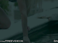 Молодая блондинка Kiara Lord будит бойфренда и занимается сексом