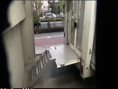 Японской тёлке делают массаж с маслом и ебут на массажном столе