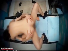 Японской тёлке делают массаж с маслом и ебут на массажном столе