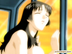 Парень наслаждается сексом с двумя хентай девушками в автобусе