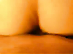 Подружка встала раком, раздвинула анус и получила большой член