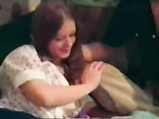 Две немецкие девчонки занимаются групповым сексом в ретро порно