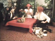 Порноактриса Desiree Cousteau участвует в групповых порно сценах