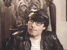 Порноактриса Desiree Cousteau участвует в групповых порно сценах