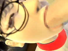 Очкастая 3D девчонка с хвостиками делает минет и ебётся с парнем