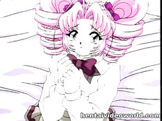 Хентай девчонка испытала удовольствие вставив вибратор в киску