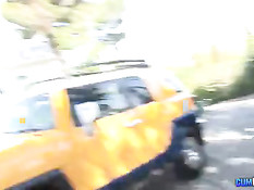 Jayden Jaymes доводит до семяизвержения руками и большой грудью