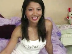 Asian footjob expert