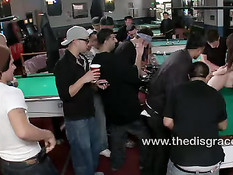 Парни оттрахали на бильярдном столе связанную сисястую шлюшку