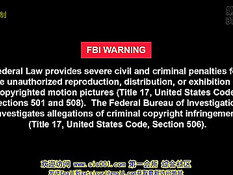 Японская девушка в ванной занимается сексом с молодым человеком