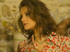 Мужик засадил свой хер в анус девкам Jane Darling и Angelica Wild