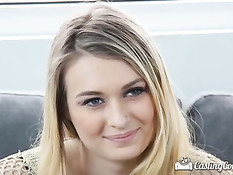 19-летняя грудастая девушка Natalia Starr ебётся на порно кастинге