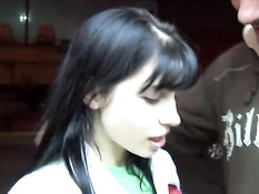 Парень оттрахал порно актрису Rebeca Linares и залил спермой тело