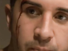 Грудастая тёлка в латексном наряде Jenna Presley играет с пенисом