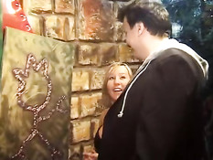 Жёсткая групповая секс оргия австрийских свингеров в секс клубе