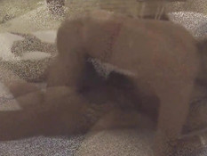 Латинский транс Izabella Queiroz сосёт мужику и садится на его член