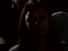 Возбуждённая молодёжь занимается публичным сексом в кинотеатре