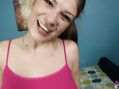 Молодая грудастая порно актриса Dillion Carter трахается с парнем