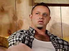 Два гомосексуальных приятеля занимались совместной мастурбацией