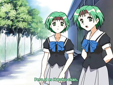 Мужик разорвал лифчик хентай девчонке и засадил в неё свой член