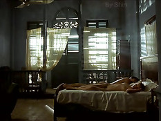 Мужчина на кровати оттрахал в миссионерской позе юную Jane March