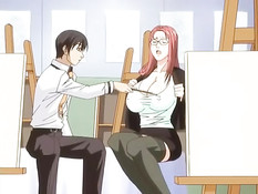 Рыжая хентай женщина обнажает большие сиськи и садится на член