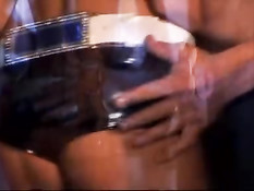 Гламурная блондинка Brea Bennett любит ебаться в чёрных сапогах